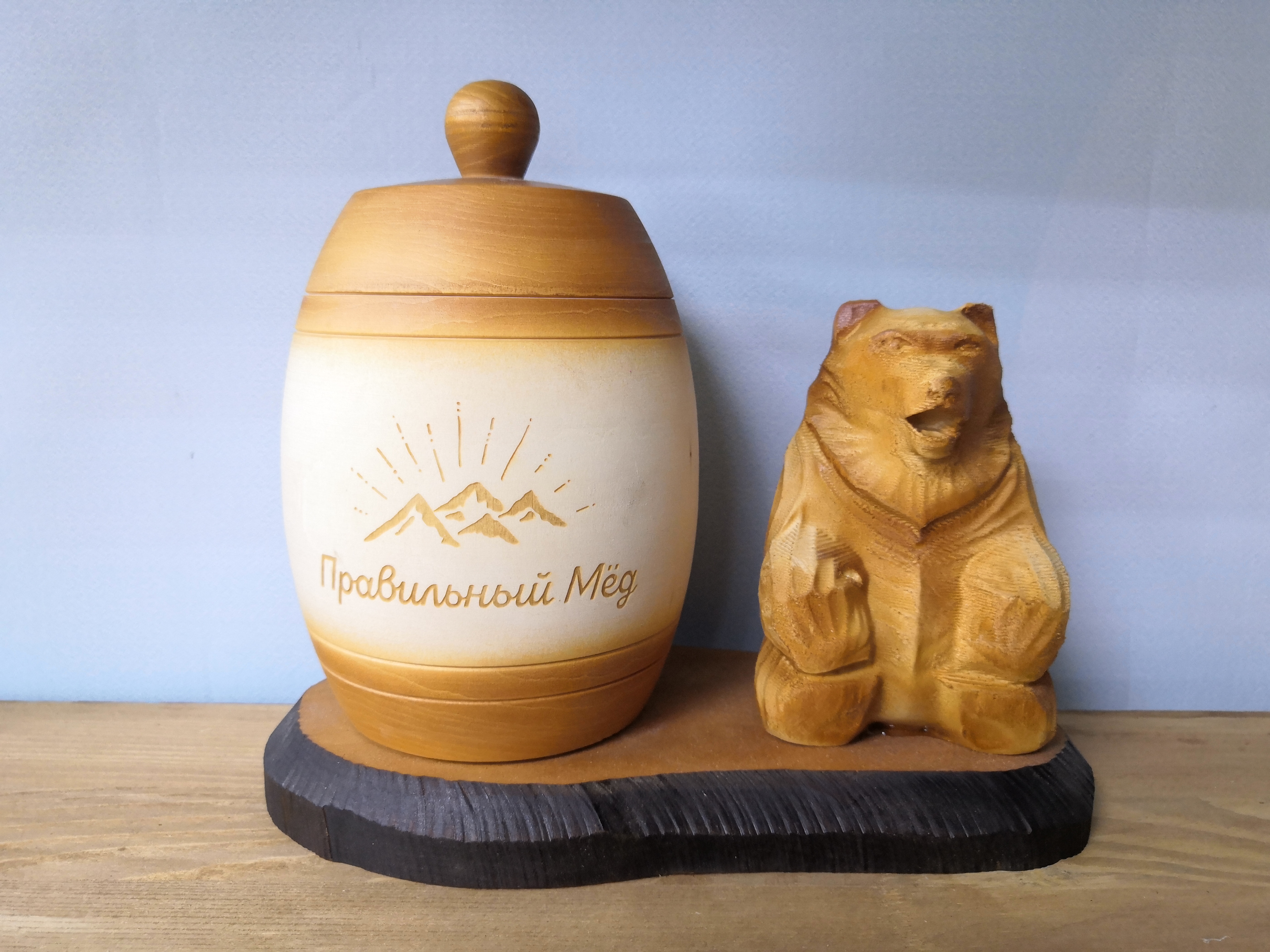 Бочонок с медведем на подставке 0.5 л купить в Воронеже